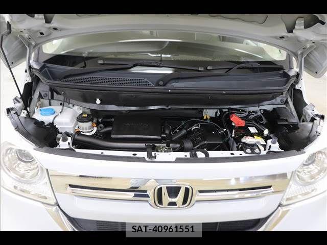 Honda N BOX 2021-03 6752522-24