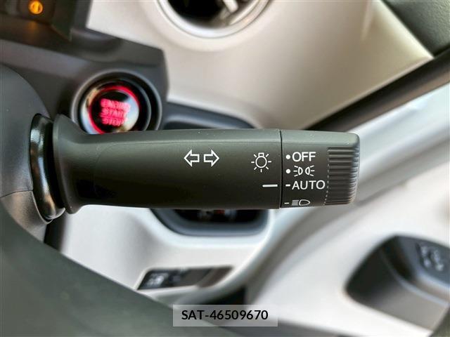 Honda N BOX 2025-12 6752499-28