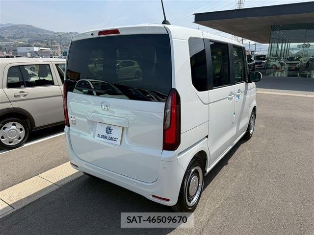 Honda N BOX 2025-12 6752499-5