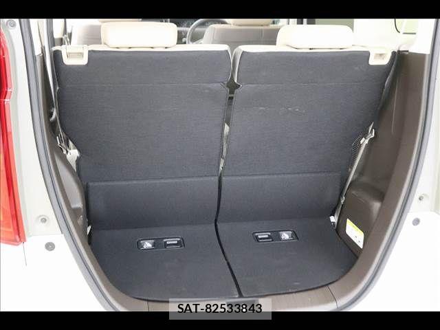 Honda N BOX 2023-01 6752518-13