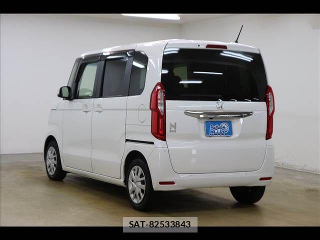 Honda N BOX 2023-01 6752518-19