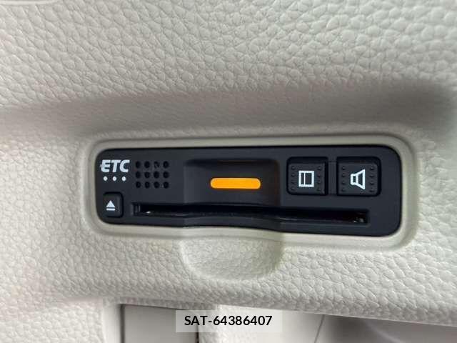 Honda N BOX 2018-05 6752542-10