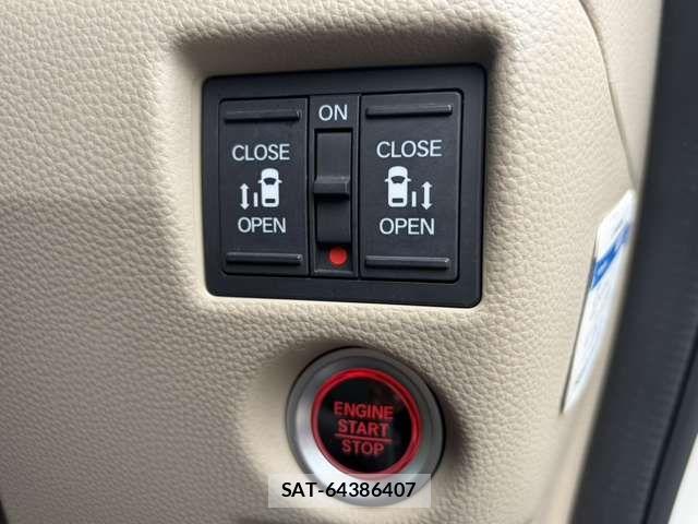 Honda N BOX 2018-05 6752542-12