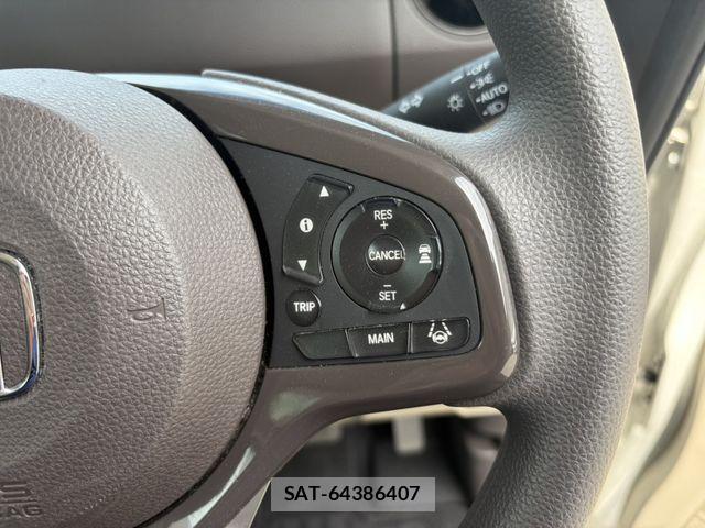 Honda N BOX 2018-05 6752542-16