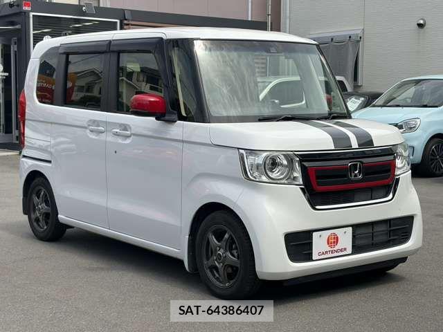 Honda N BOX 2018-05 6752542-1