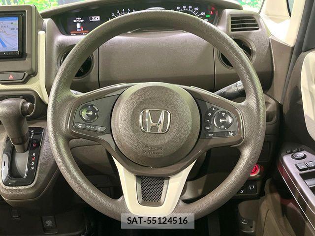 Honda N BOX 2021-04 6752523-10