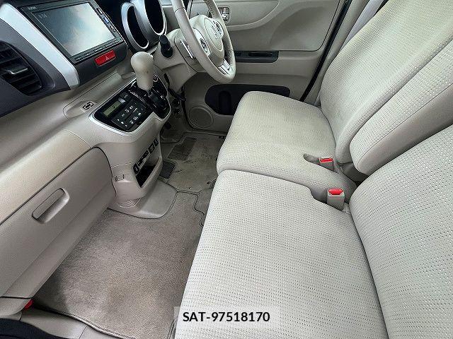 Honda N BOX 2017-07 6816115-18