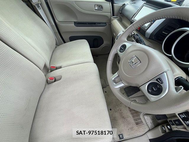 Honda N BOX 2017-07 6816115-3