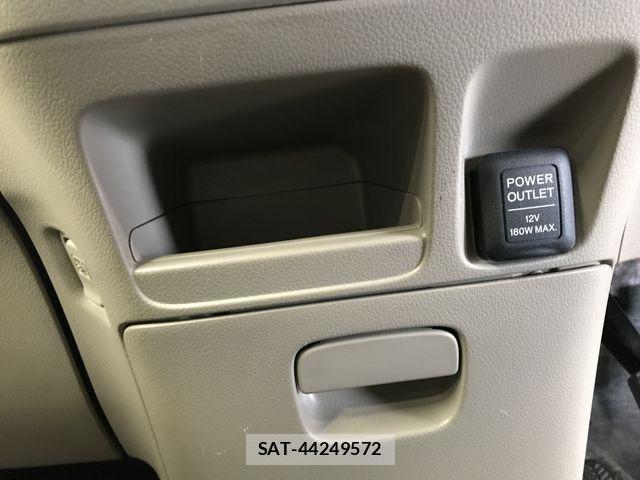 Honda N BOX 2013-06 6816137-17