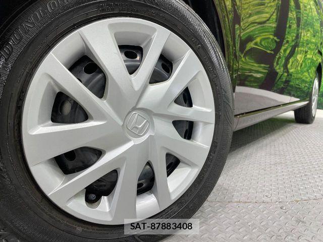 Honda N BOX 2022-06 6816095-13