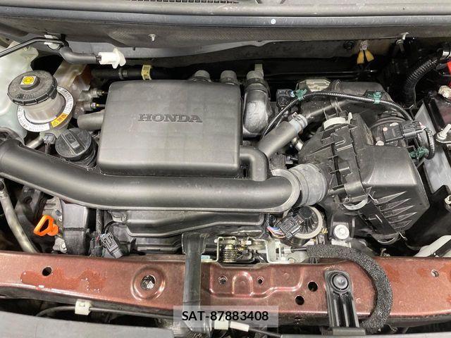 Honda N BOX 2022-06 6816095-17