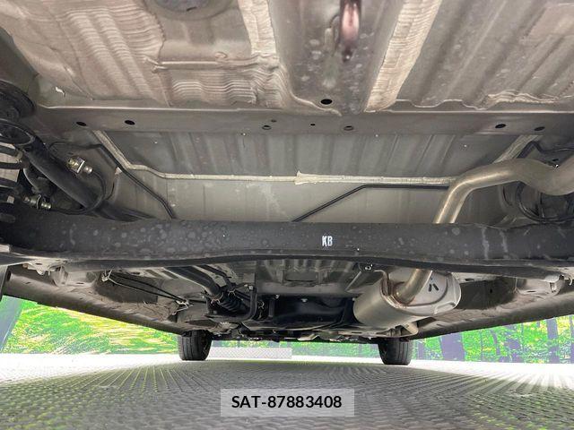 Honda N BOX 2022-06 6816095-18