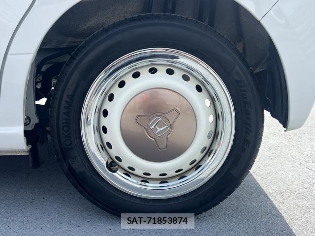 Honda N BOX 2019-07 6816096-16