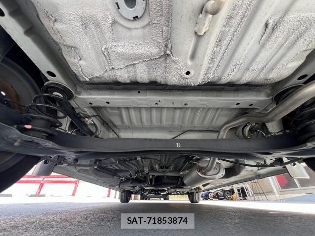 Honda N BOX 2019-07 6816096-18