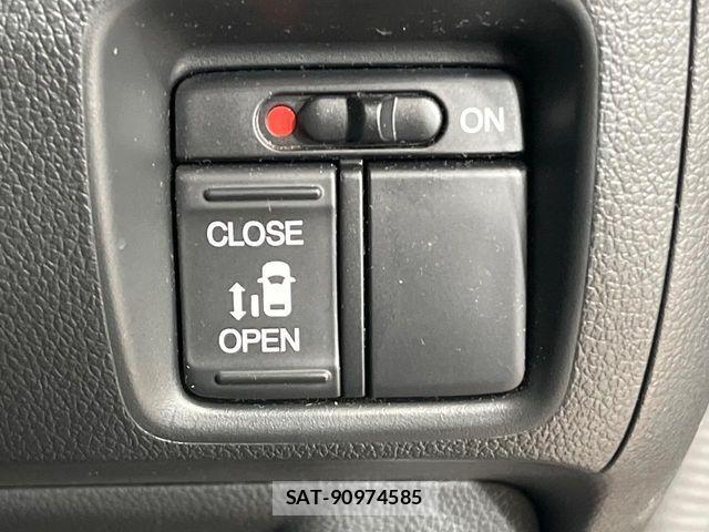 Honda N BOX 2016-06 6816120-4