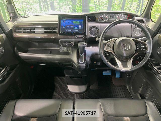 Honda N BOX 2019-05 6816111-1