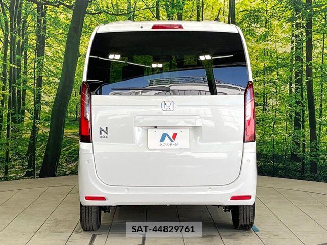 Honda N BOX 2026-03 6816069-14