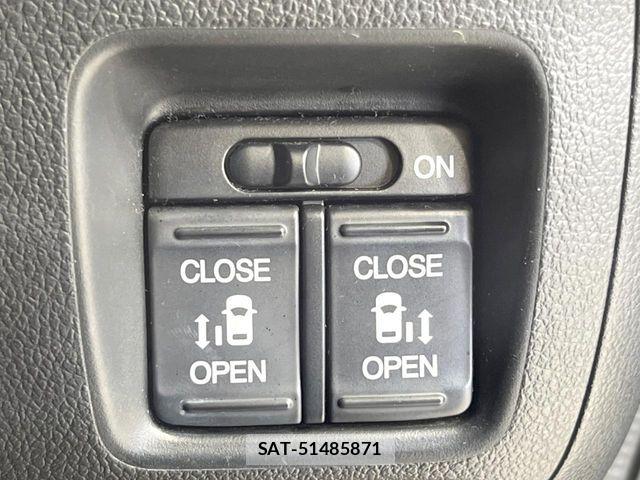 Honda N BOX 2015-03 6909765-4