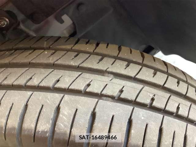 Honda N BOX 2018-01 6909763-10