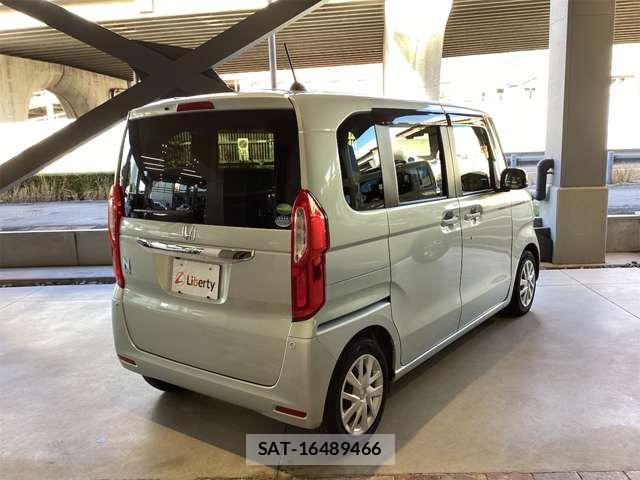 Honda N BOX 2018-01 6909763-15