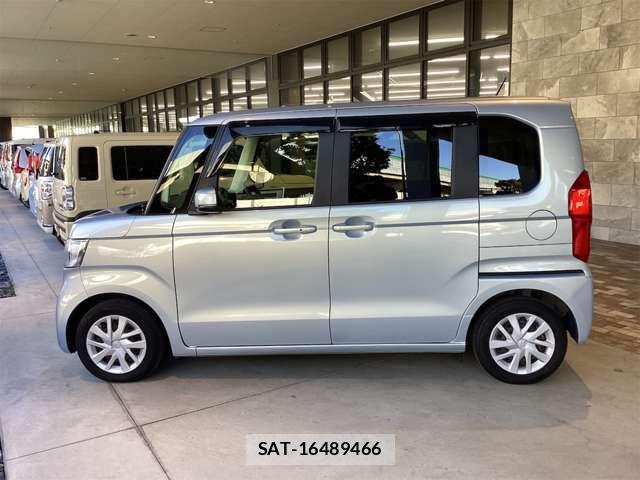 Honda N BOX 2018-01 6909763-18
