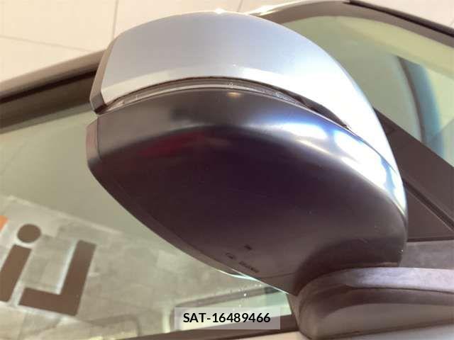 Honda N BOX 2018-01 6909763-8