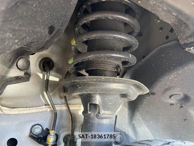 Honda N BOX 2025-04 6909621-19