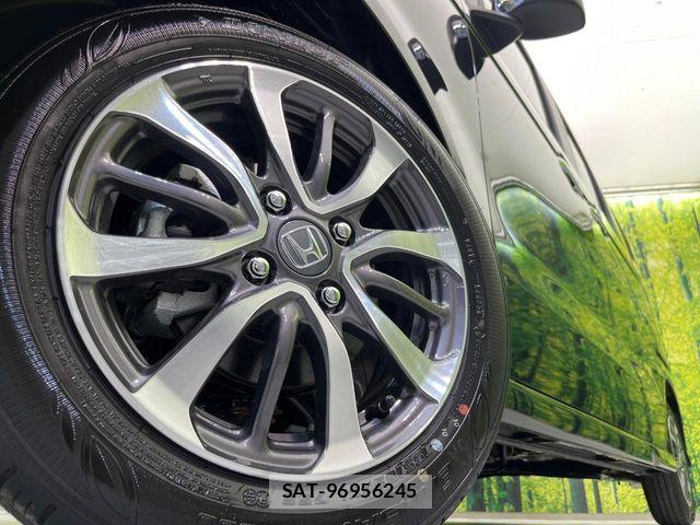Honda N BOX 2025-12 6909698-12
