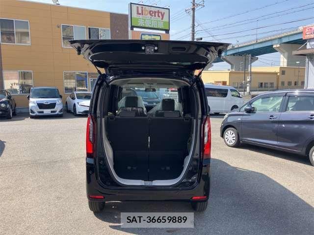 Honda N BOX 2026-03 6909646-13