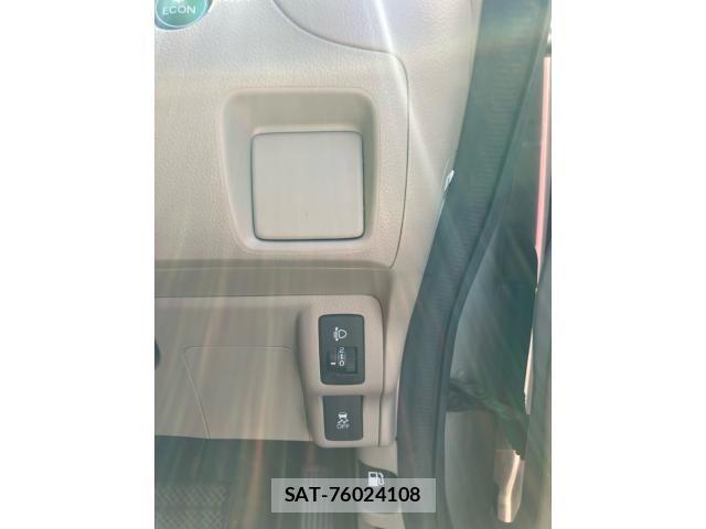 Honda N BOX 2012-07 6909834-17