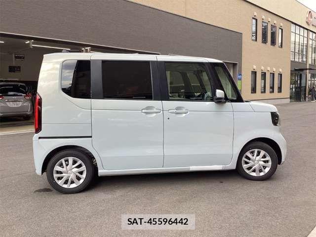 Honda N BOX 2026-03 6909675-17