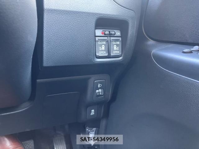 Honda N BOX 2013-08 6909828-13