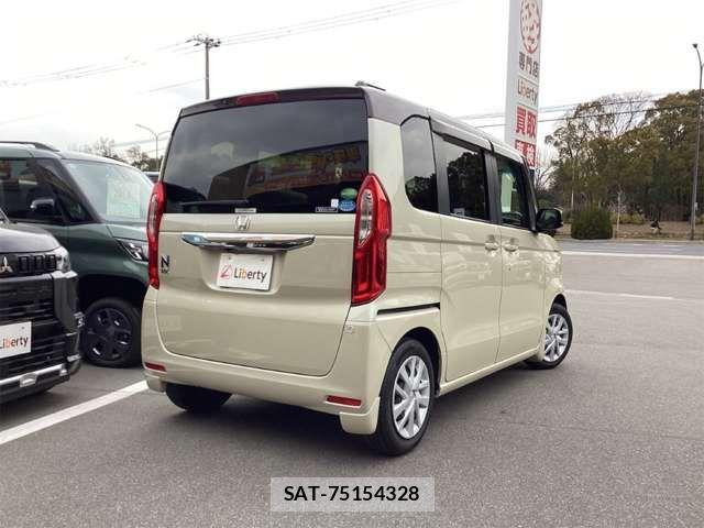 Honda N BOX 2017-12 6909719-4
