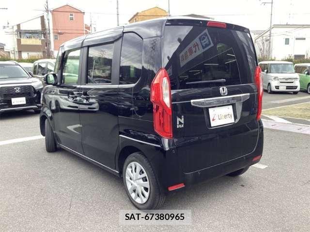 Honda N BOX 2023-03 6909713-9