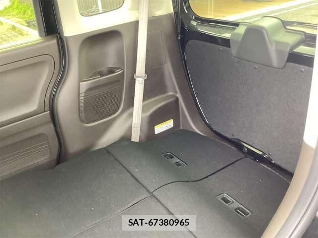 Honda N BOX 2023-03 6909713-16
