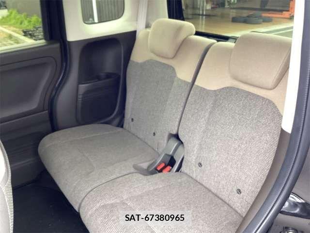 Honda N BOX 2023-03 6909713-17