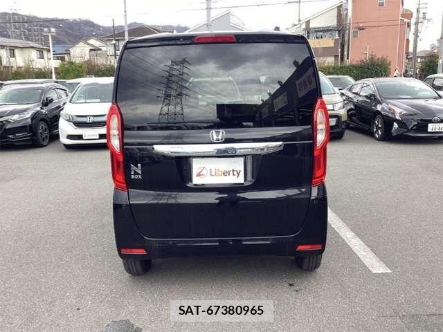 Honda N BOX 2023-03 6909713-8