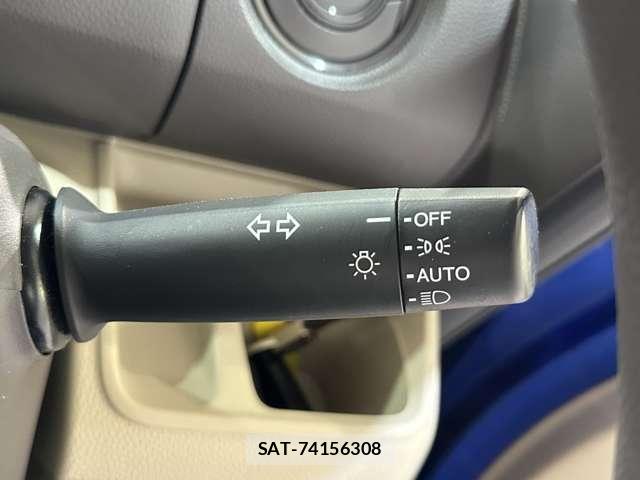 Honda N BOX 2018-09 6909776-11