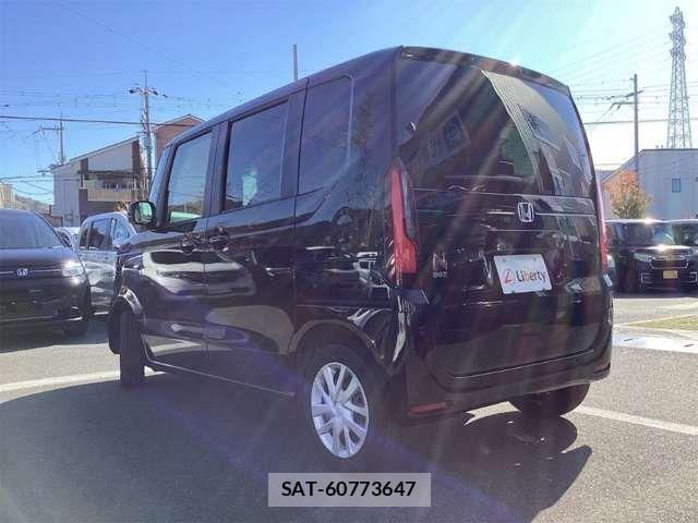 Honda N BOX 2025-10 6909697-9