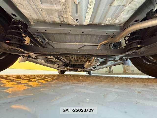 Honda N BOX 2021-09 6909709-17