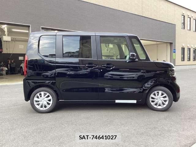 Honda N BOX 2026-04 6909657-17