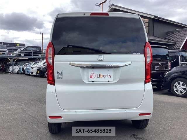 Honda N BOX 2023-01 6909704-7