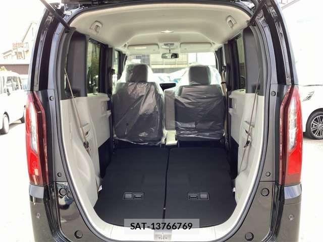 Honda N BOX 2026-01 6909667-18