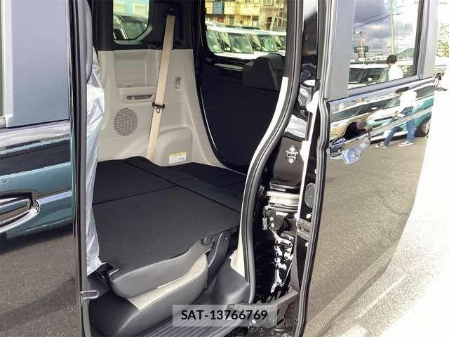 Honda N BOX 2026-01 6909667-19