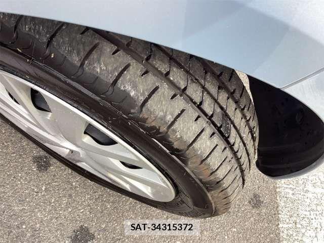 Honda N BOX 2018-01 6909758-11