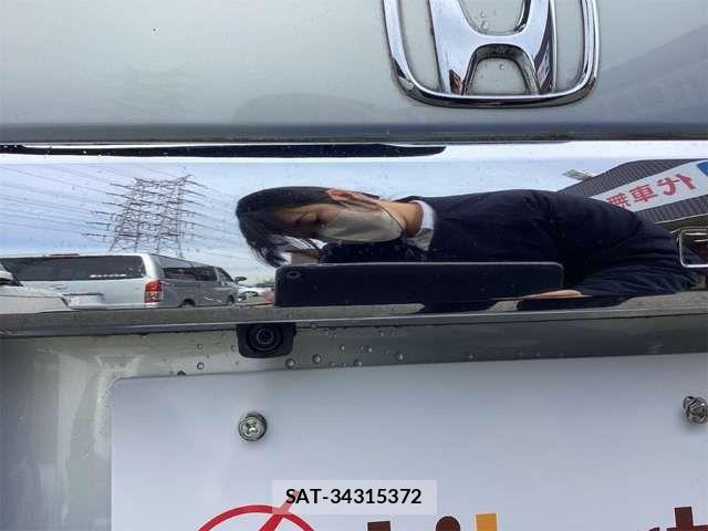 Honda N BOX 2018-01 6909758-14
