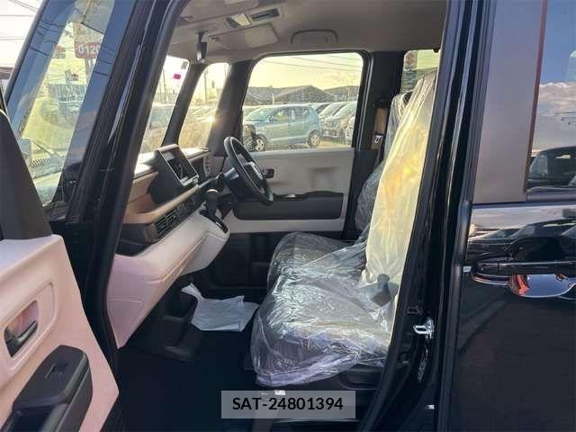 Honda N BOX 2026-02 6909679-13