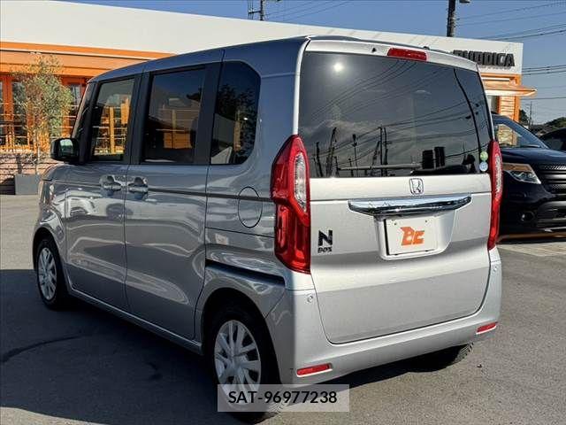 Honda N BOX 2019-07 6909812-12