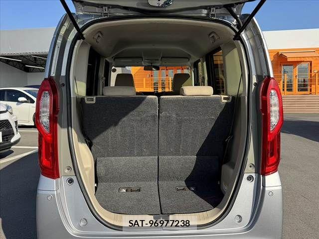 Honda N BOX 2019-07 6909812-18