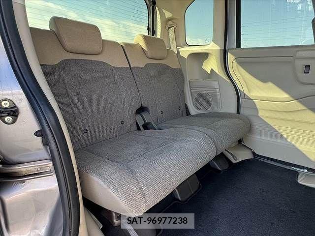 Honda N BOX 2019-07 6909812-19